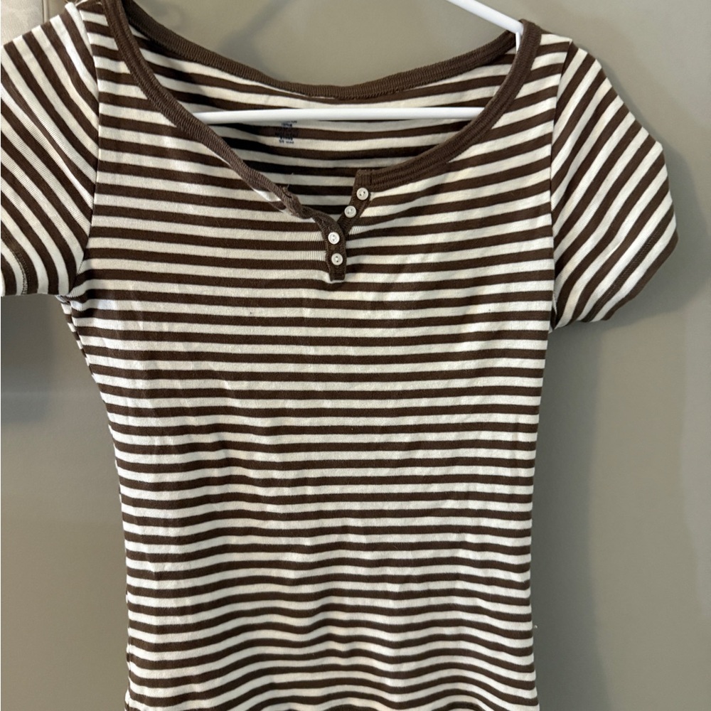 Brandy Melville Brown and White Striped Tee